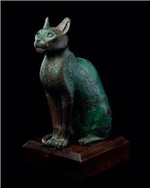 Eternal Elegance: the Sacred Cats of Ancient Egypt